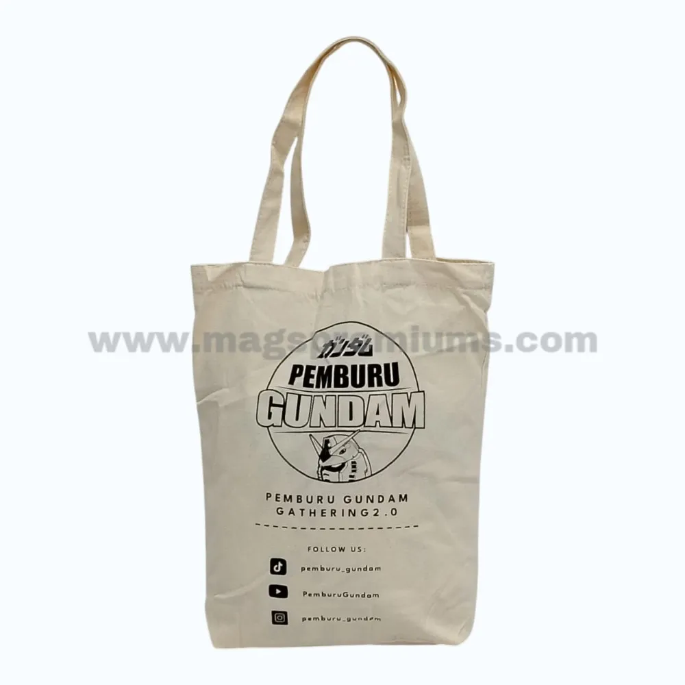 Natural cotton canvas tote bag with custom logo printing, reusable eco-friendly shopping bag for corporate gifts, event giveaways, retail packaging, exhibitions, and promotional branding.